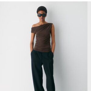 Aritzia Gallery top XS